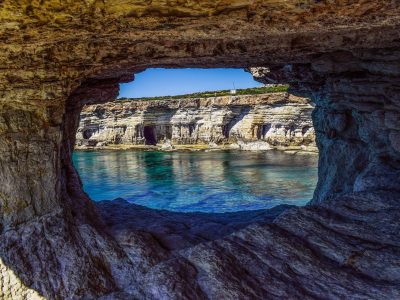 sea-caves-2169430_1920